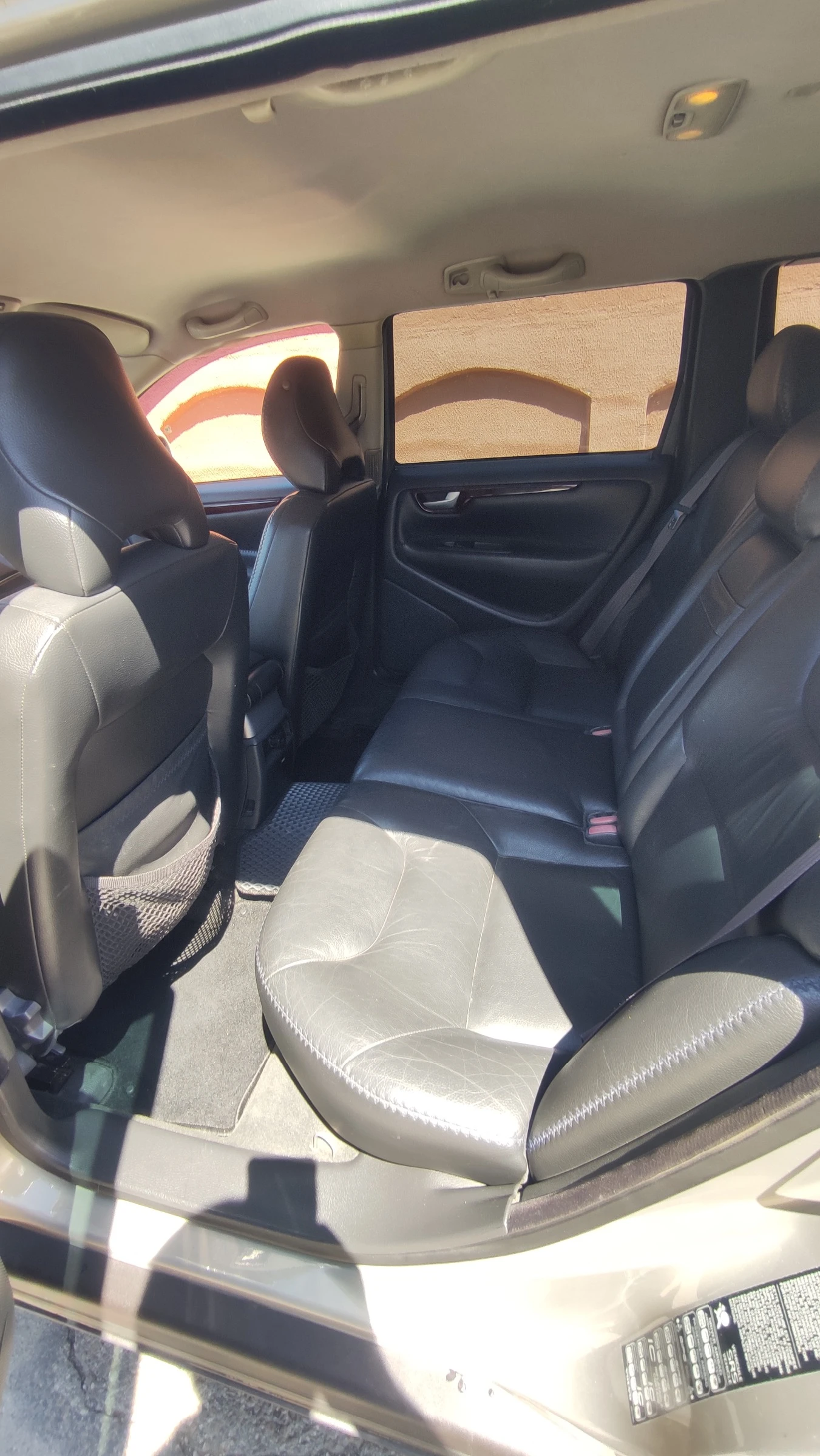 Volvo Xc70 T5, снимка 9 - Автомобили и джипове - 55682546