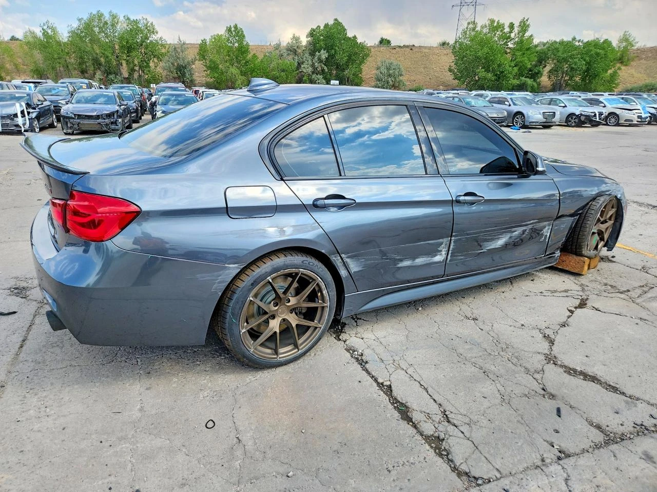 BMW 340 3.0l Xi, снимка 3 - Автомобили и джипове - 55755664