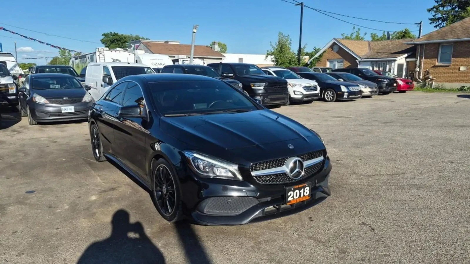 Mercedes-Benz CLA 250 4MATIC AMG* КОЖА* КАМЕРА* КЕЙЛЕС, снимка 7 - Автомобили и джипове - 55839257