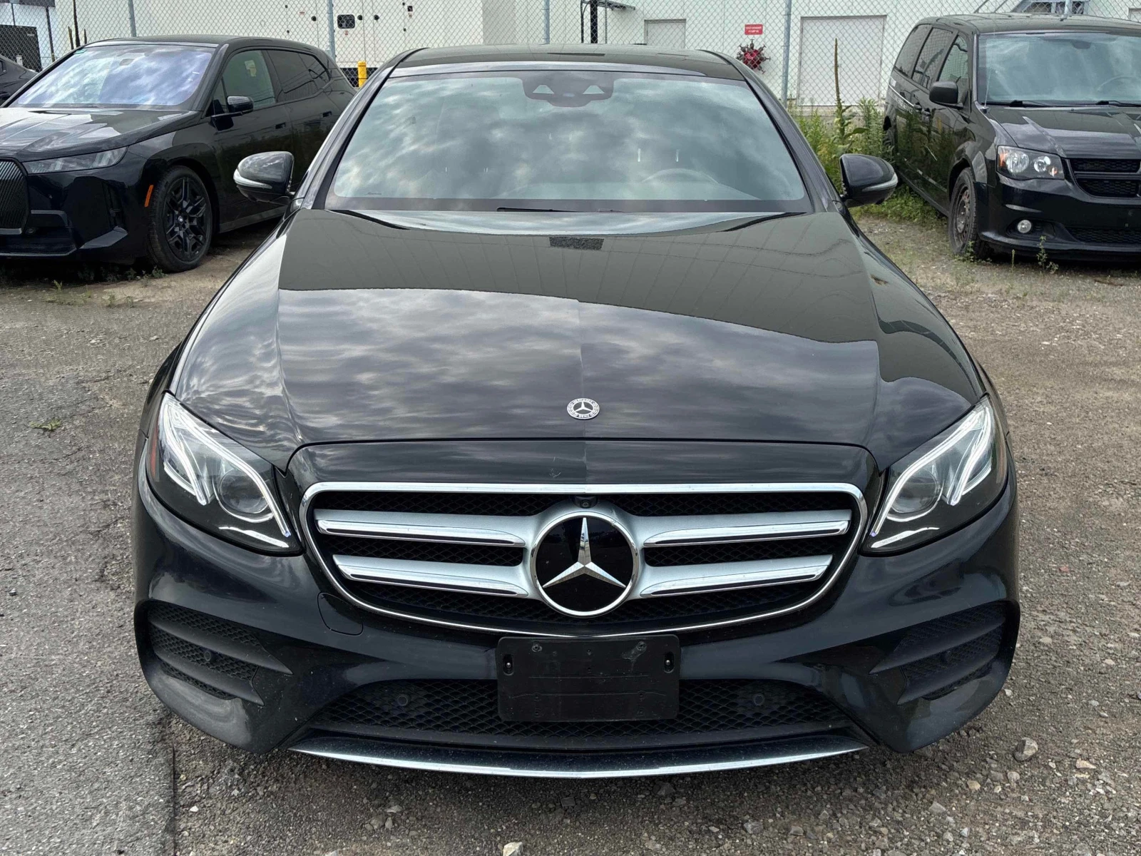 Mercedes-Benz E 300 * КЛИП НА МОТОРА CARFAX * ОПЦИЯ ЗА ФИНАНСИРАНЕ , снимка 6 - Автомобили и джипове - 55986843