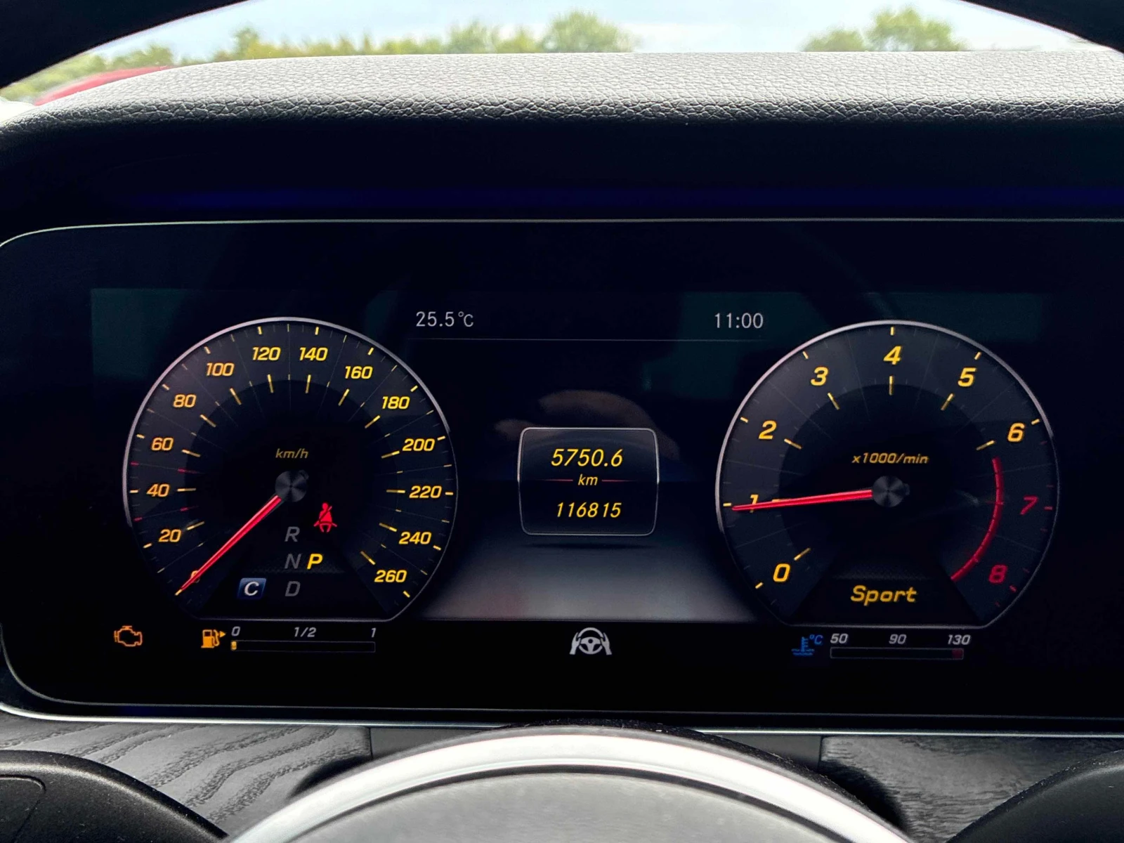 Mercedes-Benz E 300 * КЛИП НА МОТОРА CARFAX * ОПЦИЯ ЗА ФИНАНСИРАНЕ , снимка 8 - Автомобили и джипове - 55986843