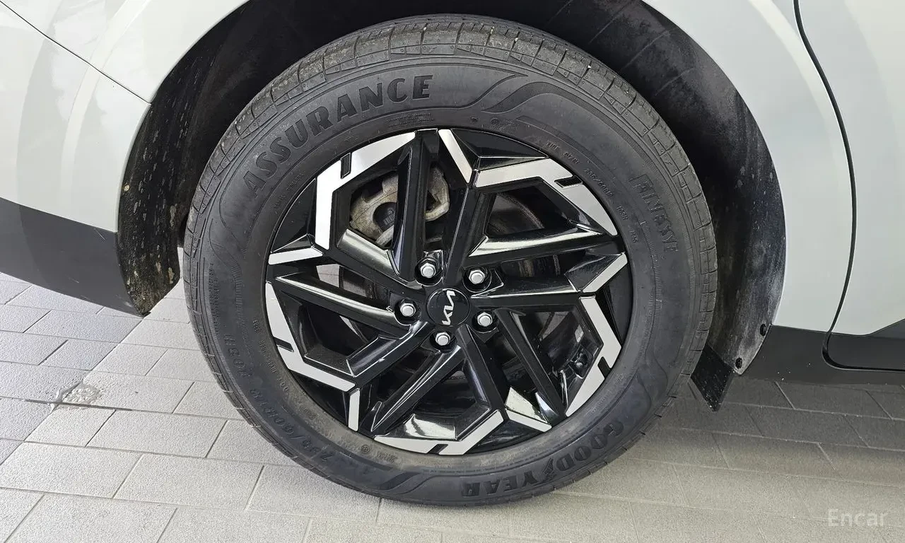 Kia Carnival PRESTIGE* 9* МЕСТА* ПОДГРЕВ* ОБДУХВАНЕ* 360КАМЕРА*, снимка 5 - Автомобили и джипове - 56183934
