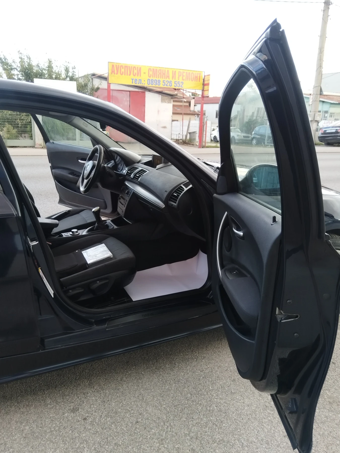 BMW 120 2.0 D, снимка 12 - Автомобили и джипове - 56299567