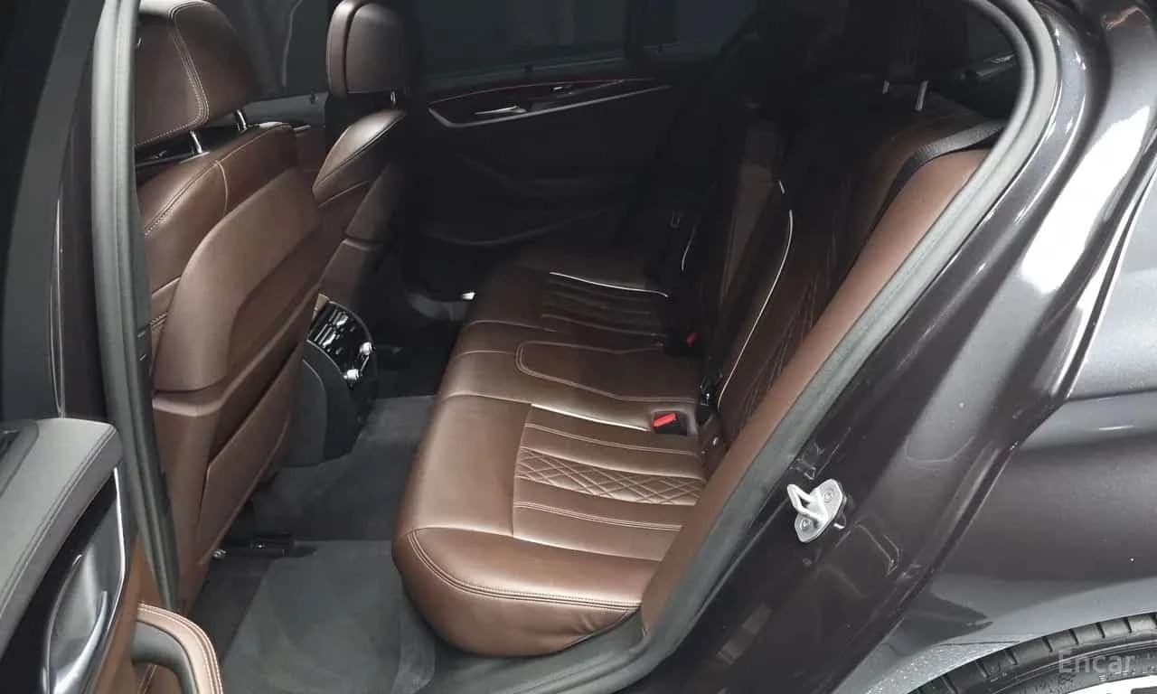 BMW 530 i xDrive M Sport* DIS* INDIVIDUAL* HUD* �����* B&W | Mobile.bg � ����������� 12