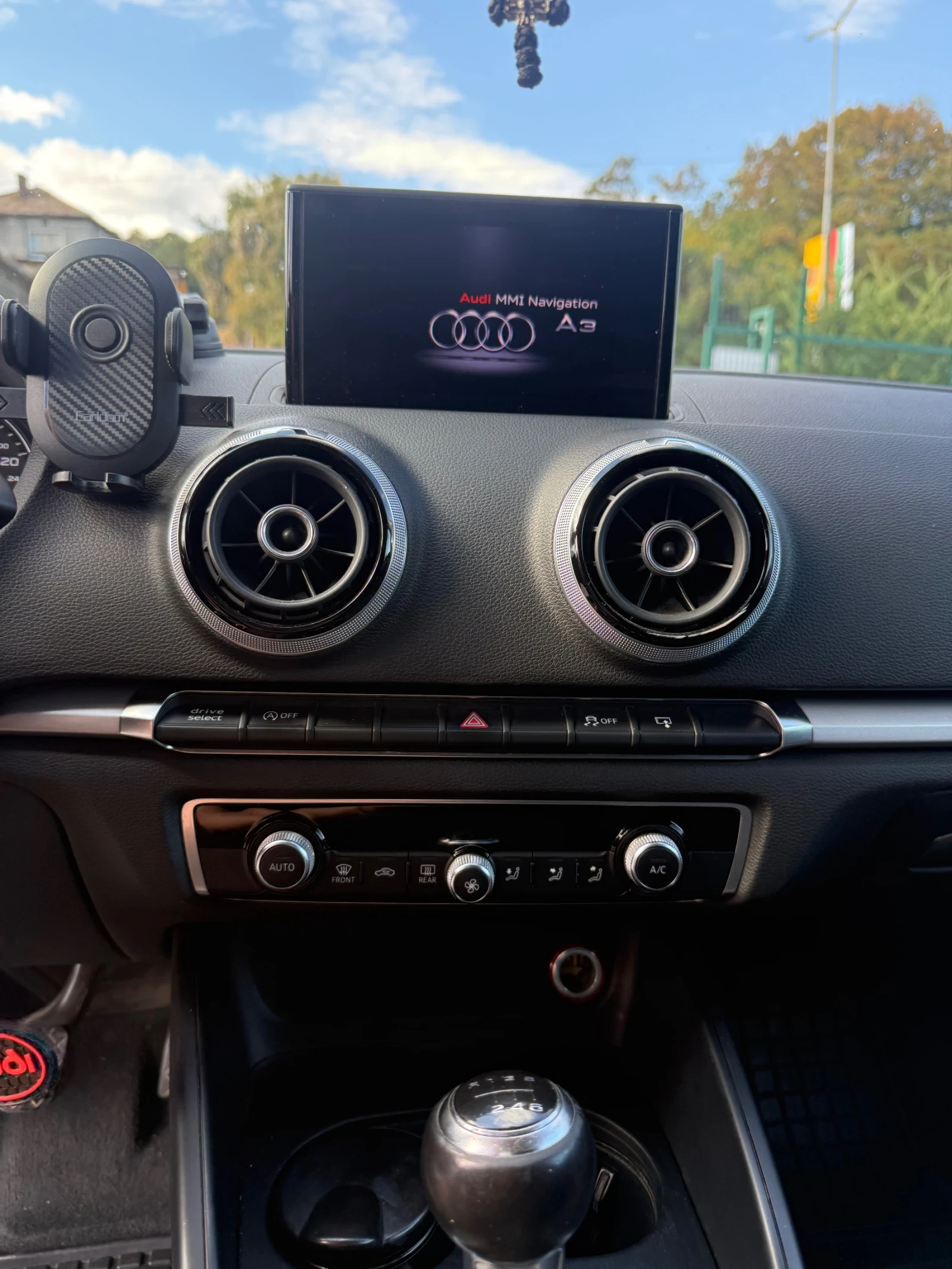 Audi A3 1.6 TDI | Mobile.bg � ����������� 8