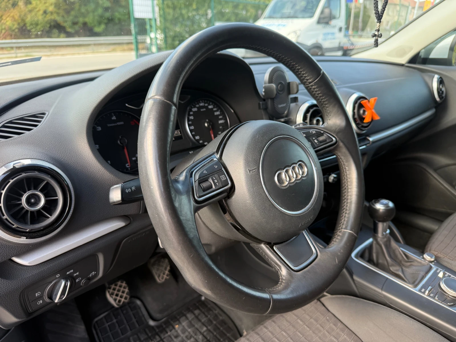 Audi A3 1.6 TDI | Mobile.bg � ����������� 9