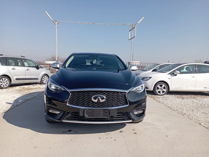 Infiniti Q30 1.5, Бизнес , снимка 2 - Автомобили и джипове - 47421801