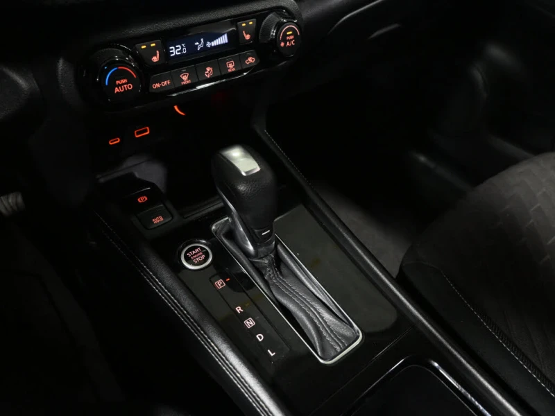 Nissan Juke Kicks* SV* FWD* , снимка 14 - Автомобили и джипове - 53458810