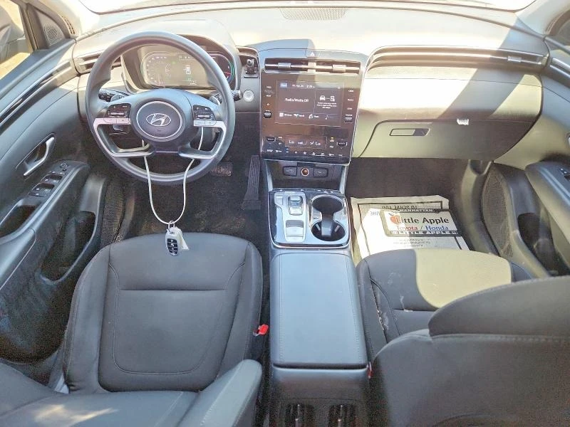 Hyundai Tucson, снимка 8 - Автомобили и джипове - 55125192