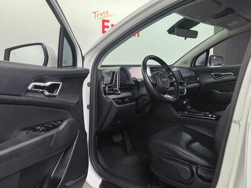 Kia Sportage 1.6T 2WD TRENDY, снимка 11 - Автомобили и джипове - 56305436