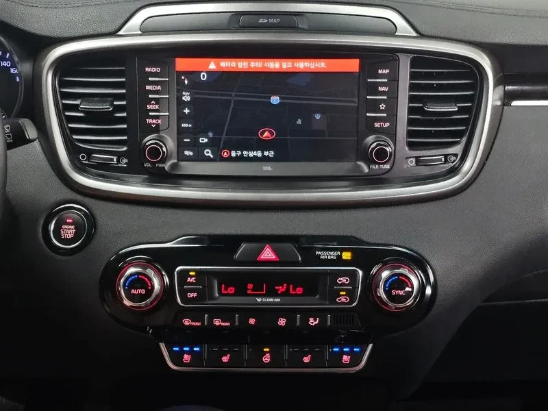 Kia Sorento, снимка 15 - Автомобили и джипове - 56561101