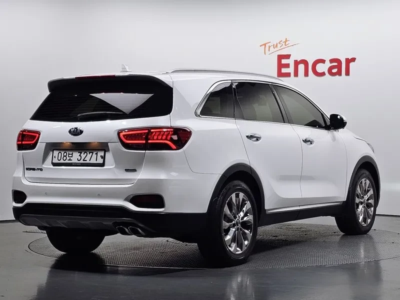 Kia Sorento, снимка 2 - Автомобили и джипове - 56561101
