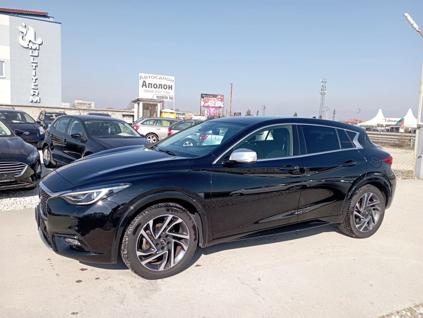 Infiniti Q30 1.5, Бизнес  - [1] 