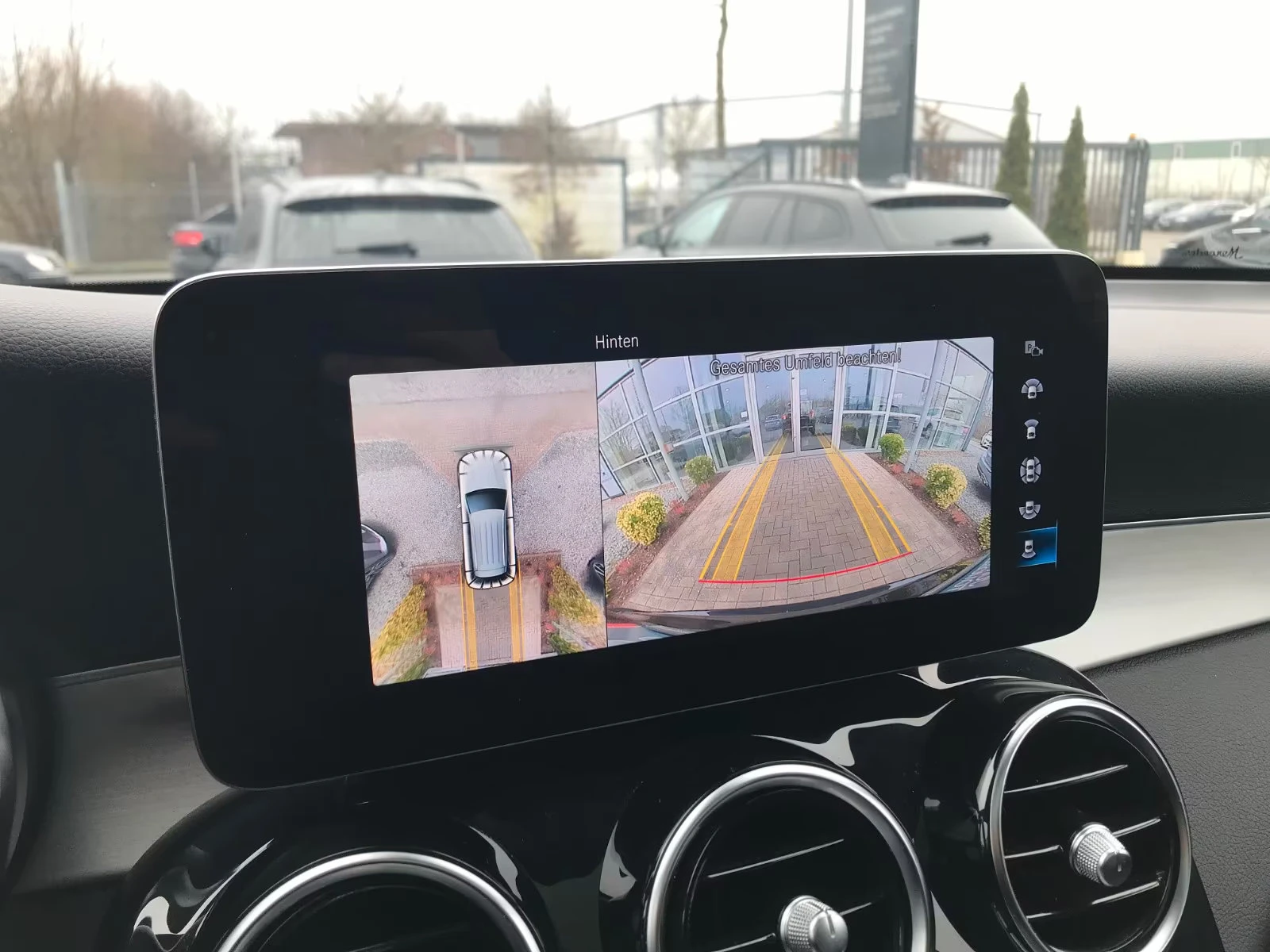 Mercedes-Benz GLC 220 d/AMG/194HP/PANO/360/BURM/DISTR./KEYLESS/LED/857g - изображение 8