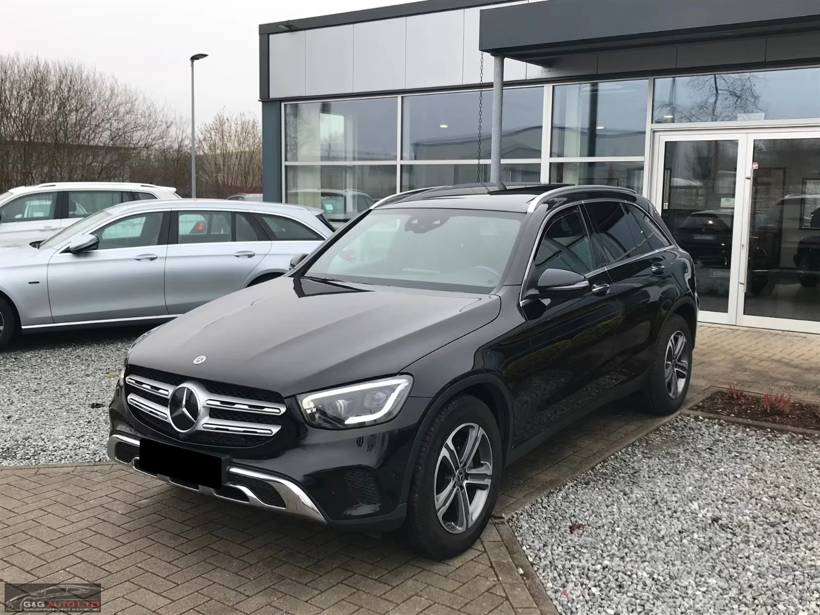 Mercedes-Benz GLC 220 d/AMG/194HP/PANO/360/BURM/DISTR./KEYLESS/LED/857g | Mobile.bg � ����������� 1