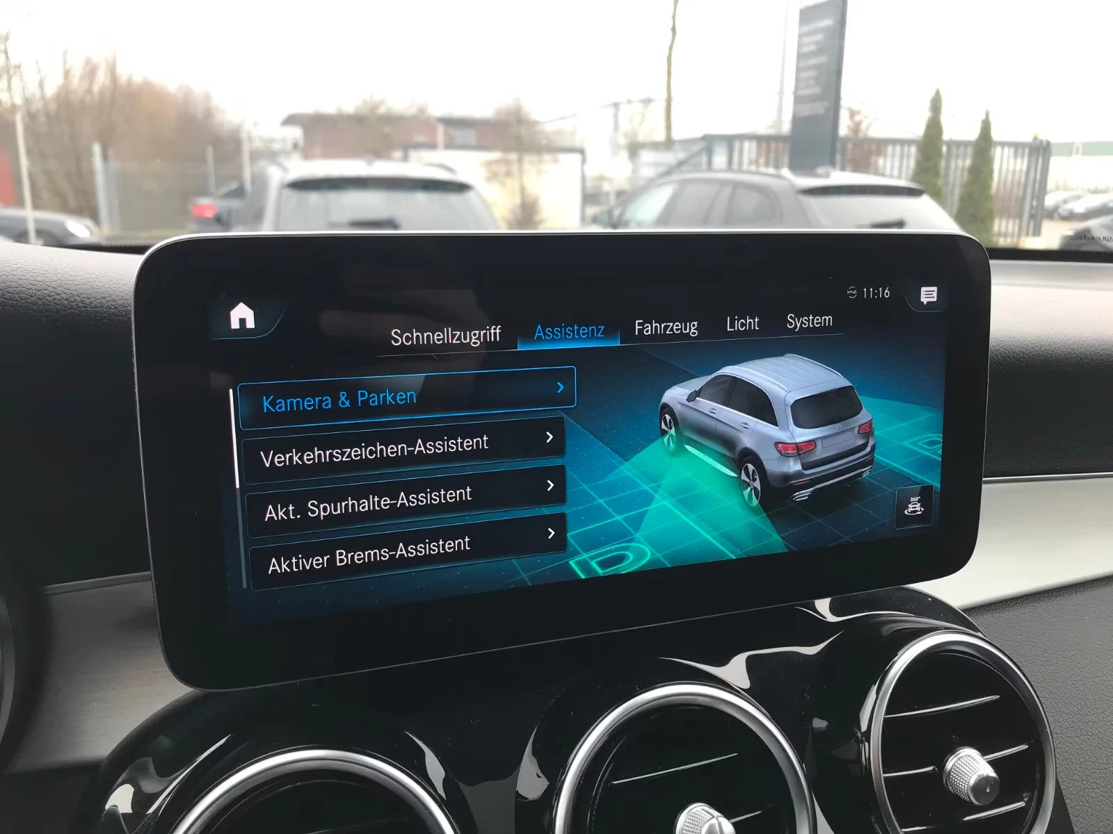 Mercedes-Benz GLC 220 d/AMG/194HP/PANO/360/BURM/DISTR./KEYLESS/LED/857g - изображение 9