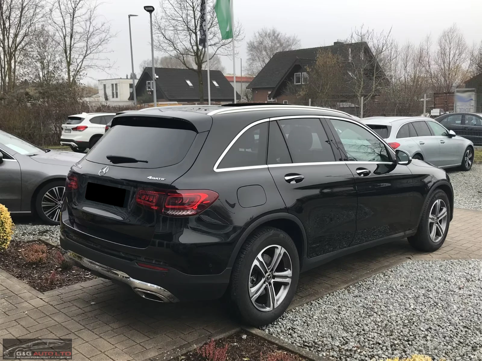 Mercedes-Benz GLC 220 d/AMG/194HP/PANO/360/BURM/DISTR./KEYLESS/LED/857g - изображение 4