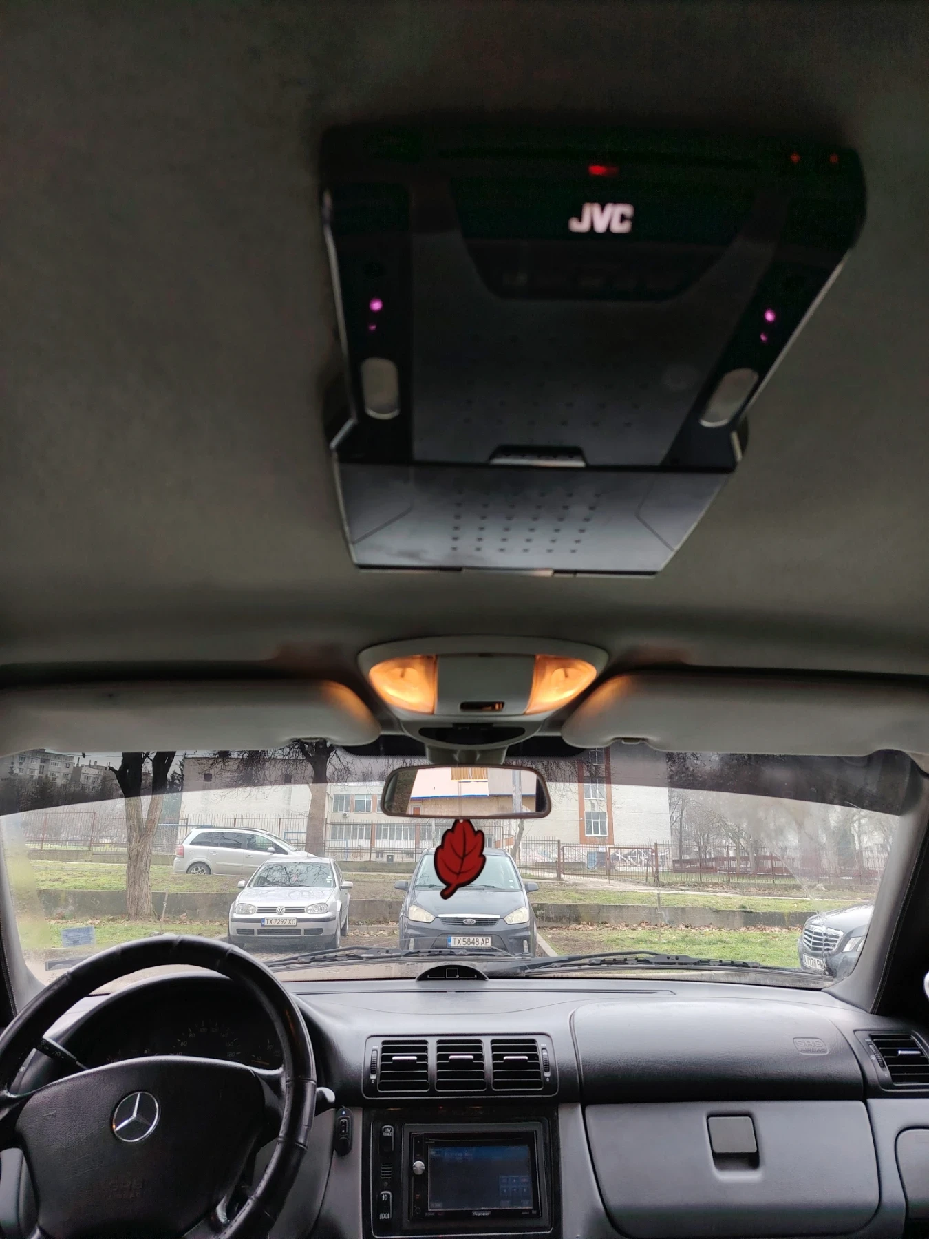 Mercedes-Benz ML 270 2.7CDI, снимка 12 - Автомобили и джипове - 54772732