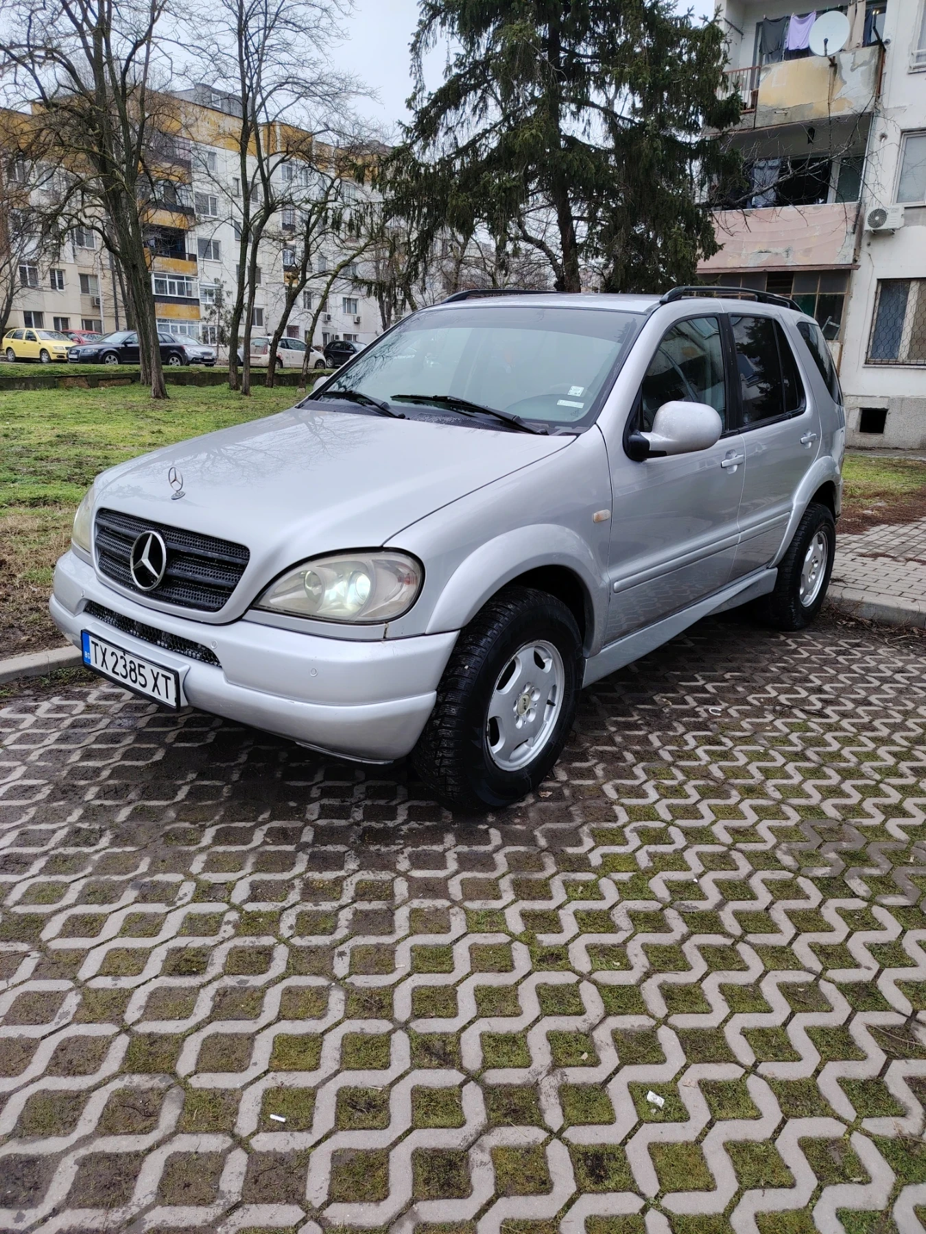 Mercedes-Benz ML 270 2.7CDI, снимка 2 - Автомобили и джипове - 54772732
