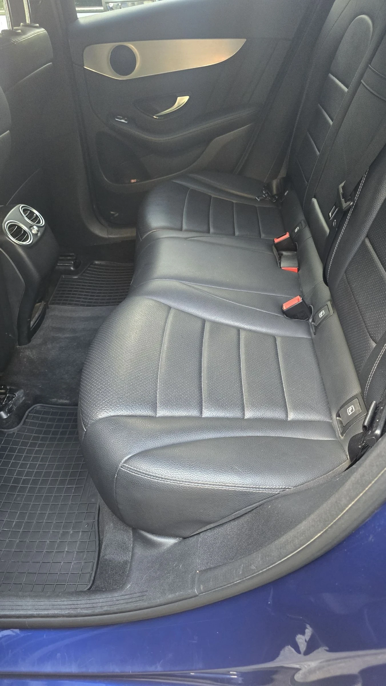 Mercedes-Benz GLC 250 GLC Coupe 250 4MATIC 9G-Tronic, снимка 7 - Автомобили и джипове - 55088093