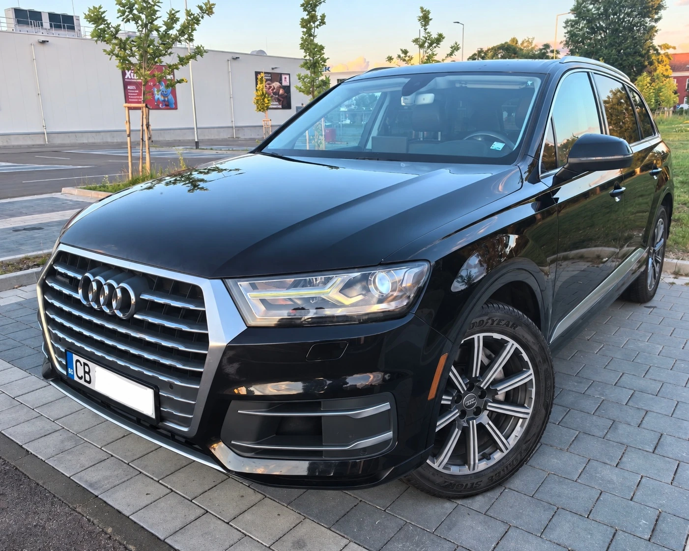 Audi Q7 Premium Plus| 7 места | С включено ДДС