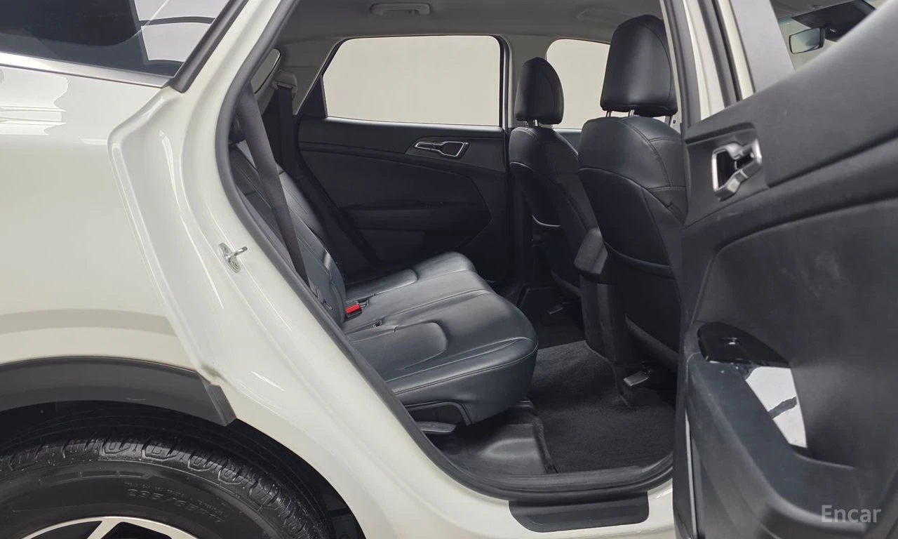 Kia Sportage 1.6 Turbo Trendy* КАМЕРА* ПОДГРЕВ* КРАЙНА ЦЕНА* , снимка 14 - Автомобили и джипове - 55503462