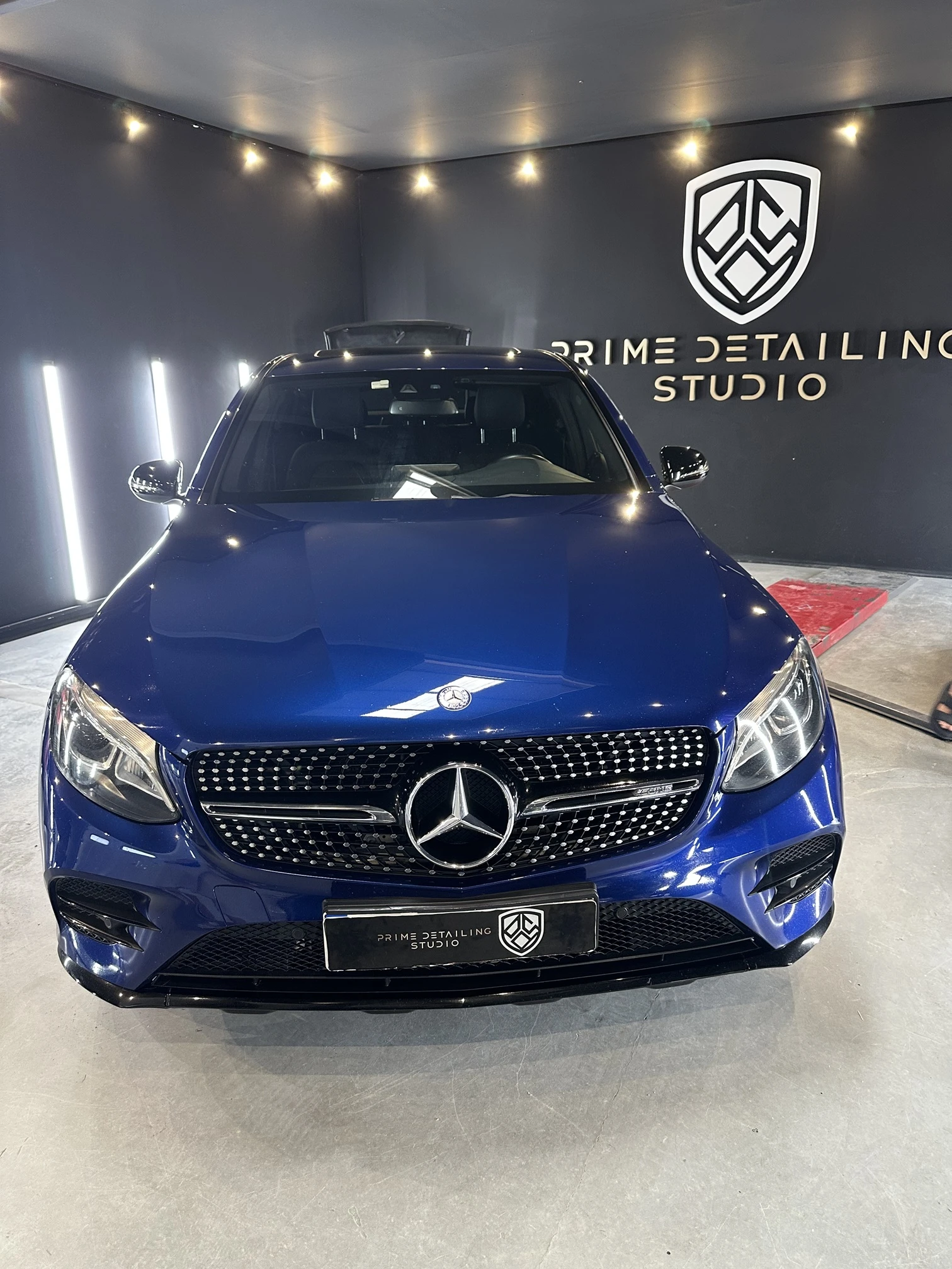 Mercedes-Benz GLC 43 AMG 4 MATIC, снимка 3 - Автомобили и джипове - 55597277