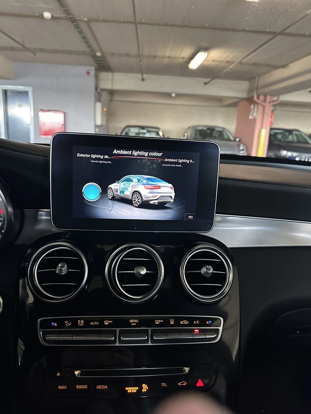 Mercedes-Benz GLC 43 AMG 4 MATIC, снимка 14 - Автомобили и джипове - 55597277