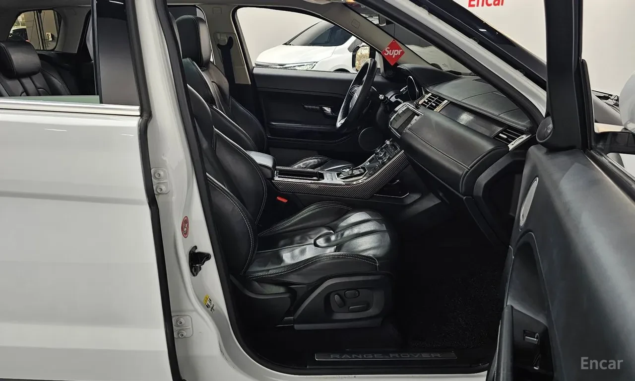 Land Rover Range Rover Evoque 2.2 SD4 Prestige, снимка 10 - Автомобили и джипове - 56390532