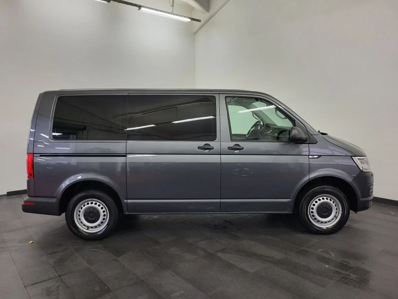 VW Caravelle 2.0 TDI, снимка 9 - Бусове и автобуси - 44132088