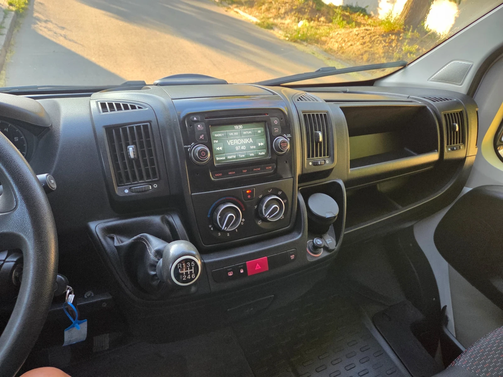 Citroen Jumper NOV VNOS 2.2 -130k.s  PERFEKTEN - изображение 10