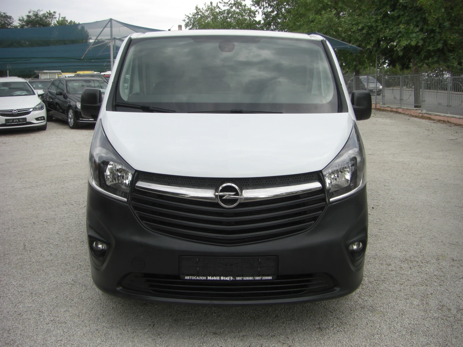 Opel Vivaro 1.6cdti KLIMA 6ck.EURO 6, снимка 8 - Бусове и автобуси - 54686069