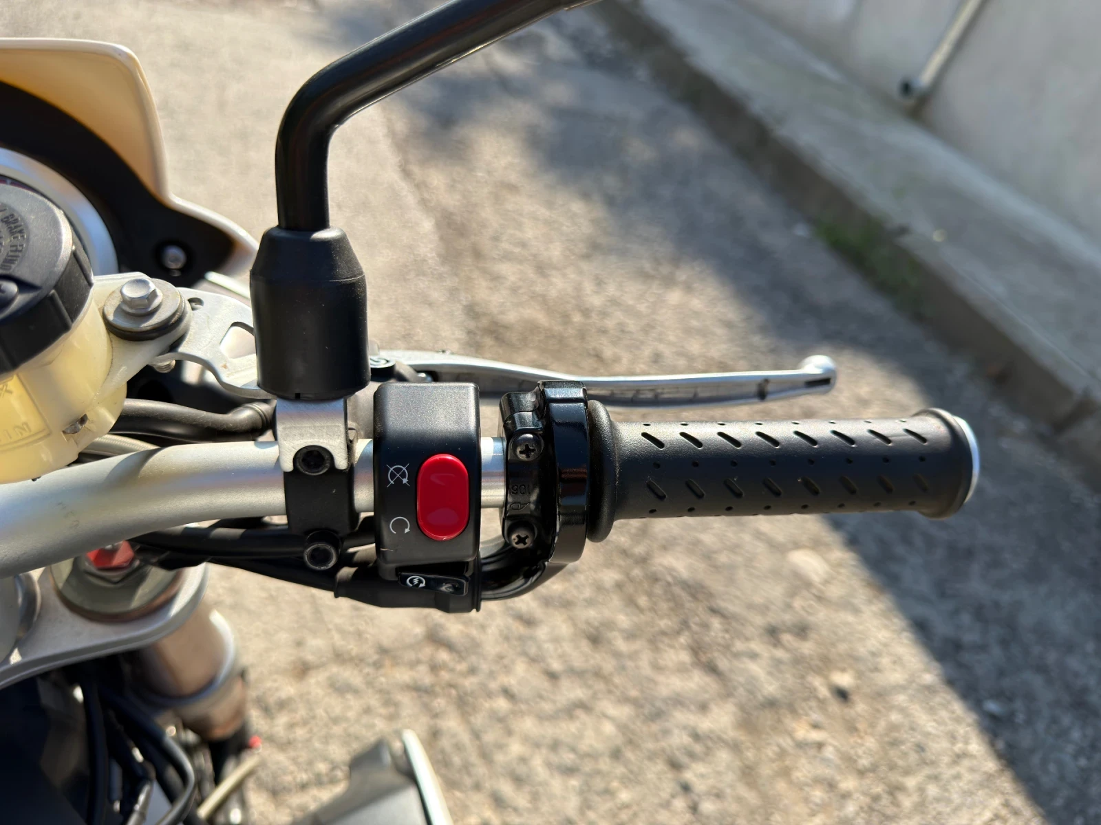 Triumph Speed Triple 1050 ABS Swiss | Mobile.bg � ����������� 12