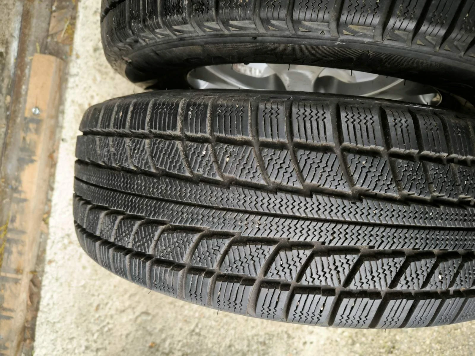    215/70R15 | Mobile.bg   1