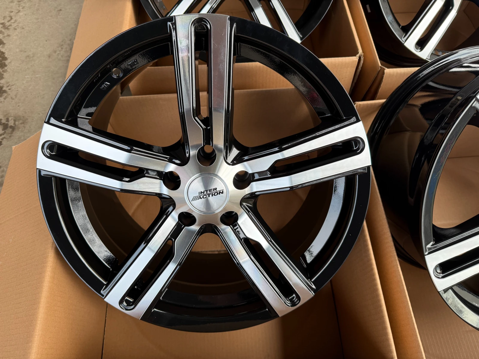 ������ | Mobile.bg � ����������� 3