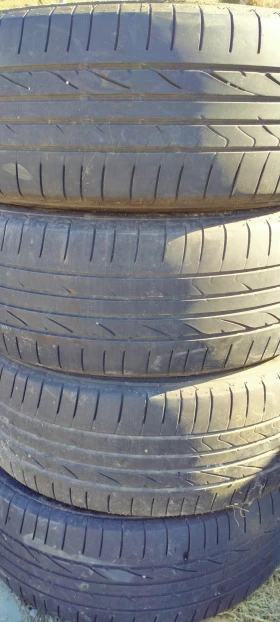 Гуми Летни 235/55R19, снимка 1 - Гуми и джанти - 44105940