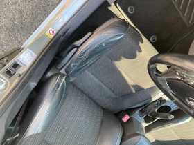 Toyota Auris 1.8 Benzin+ Hibrid 99ks FULL Ekstri | Auto.bg — изображение 7