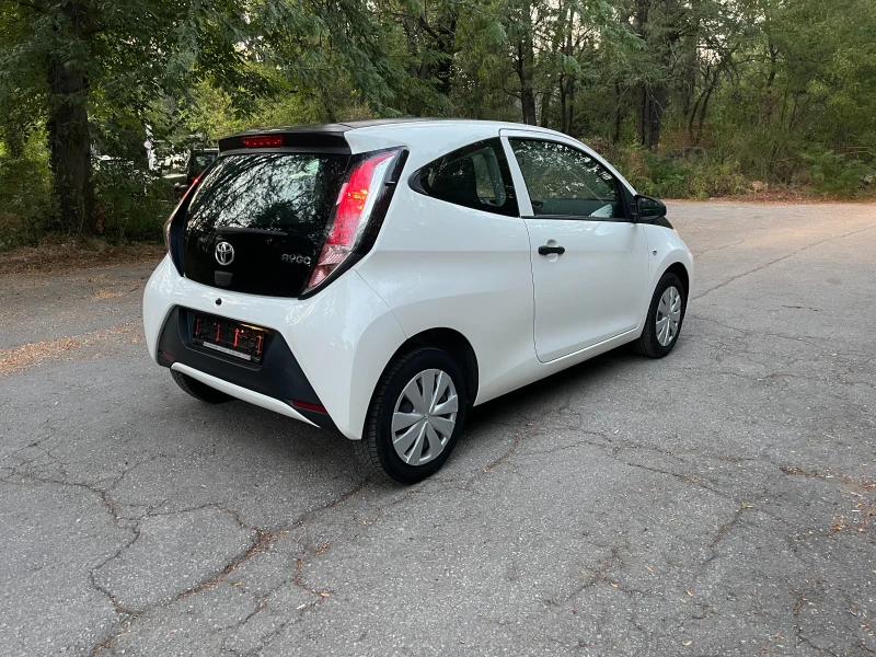 Toyota Aygo 1.0 Euro 6d, снимка 2 - Автомобили и джипове - 46911929