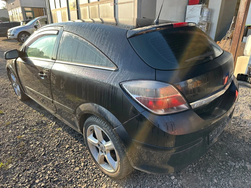 Opel Astra GTC Z16XER, снимка 1 - Автомобили и джипове - 47211492