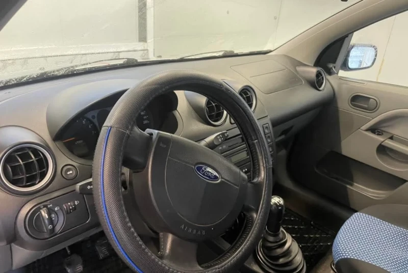 Ford Fiesta, снимка 3 - Автомобили и джипове - 49472104