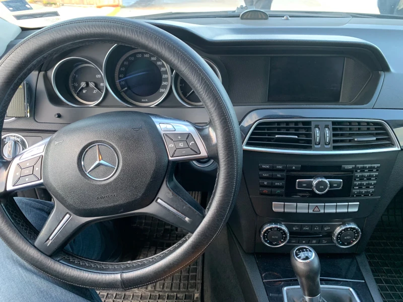 Mercedes-Benz C 200, снимка 7 - Автомобили и джипове - 49563516