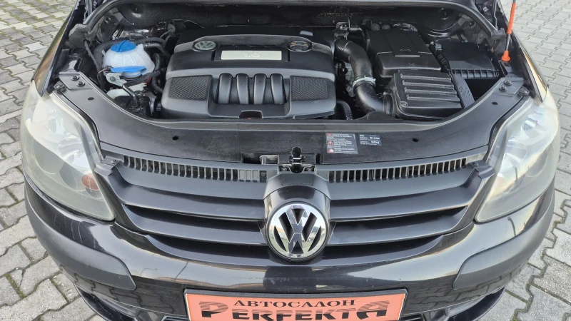 VW Golf Plus 1.6 бензин, снимка 17 - Автомобили и джипове - 52615270