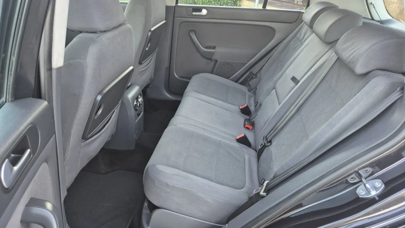 VW Golf Plus 1.6 бензин, снимка 13 - Автомобили и джипове - 52615270