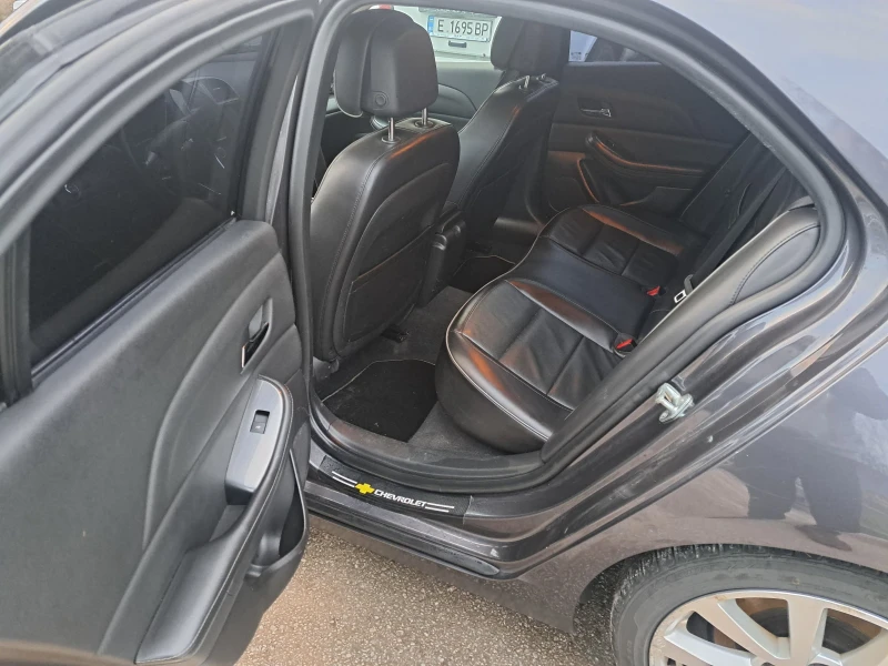 Chevrolet Malibu 2.0, снимка 14 - Автомобили и джипове - 52682613