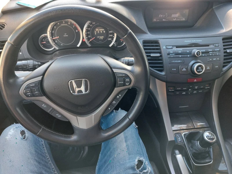 Honda Accord 2.0i, 6ск, снимка 13 - Автомобили и джипове - 52938617