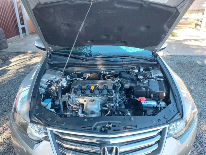 Honda Accord 2.0i, 6ск, снимка 10 - Автомобили и джипове - 52938617