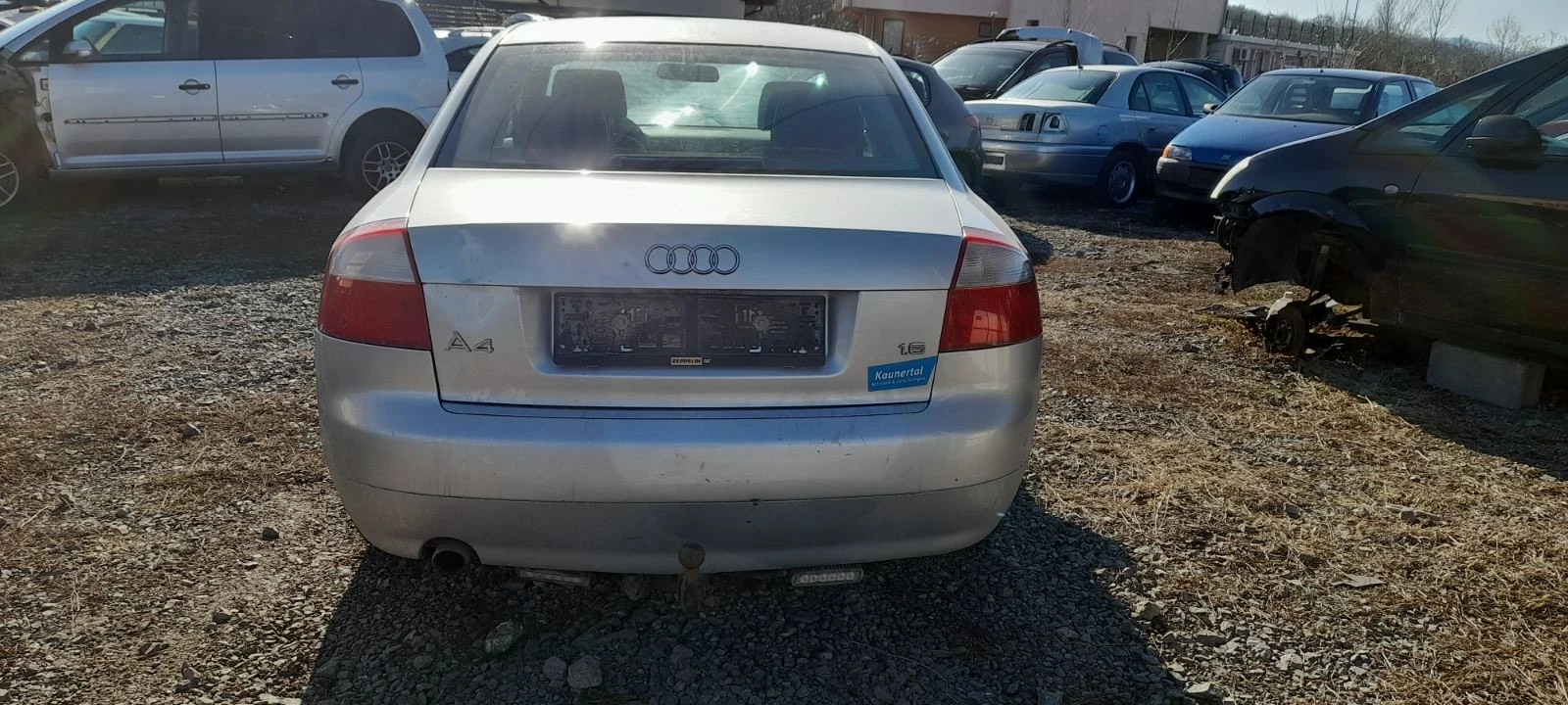 Audi A4 1600 Б6 - изображение 2