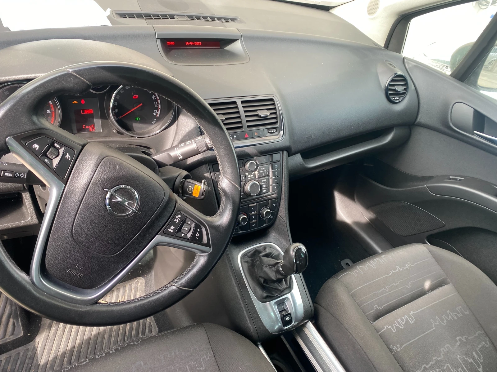 Opel Astra 1.7DIZEL.EVRO5 - изображение 6