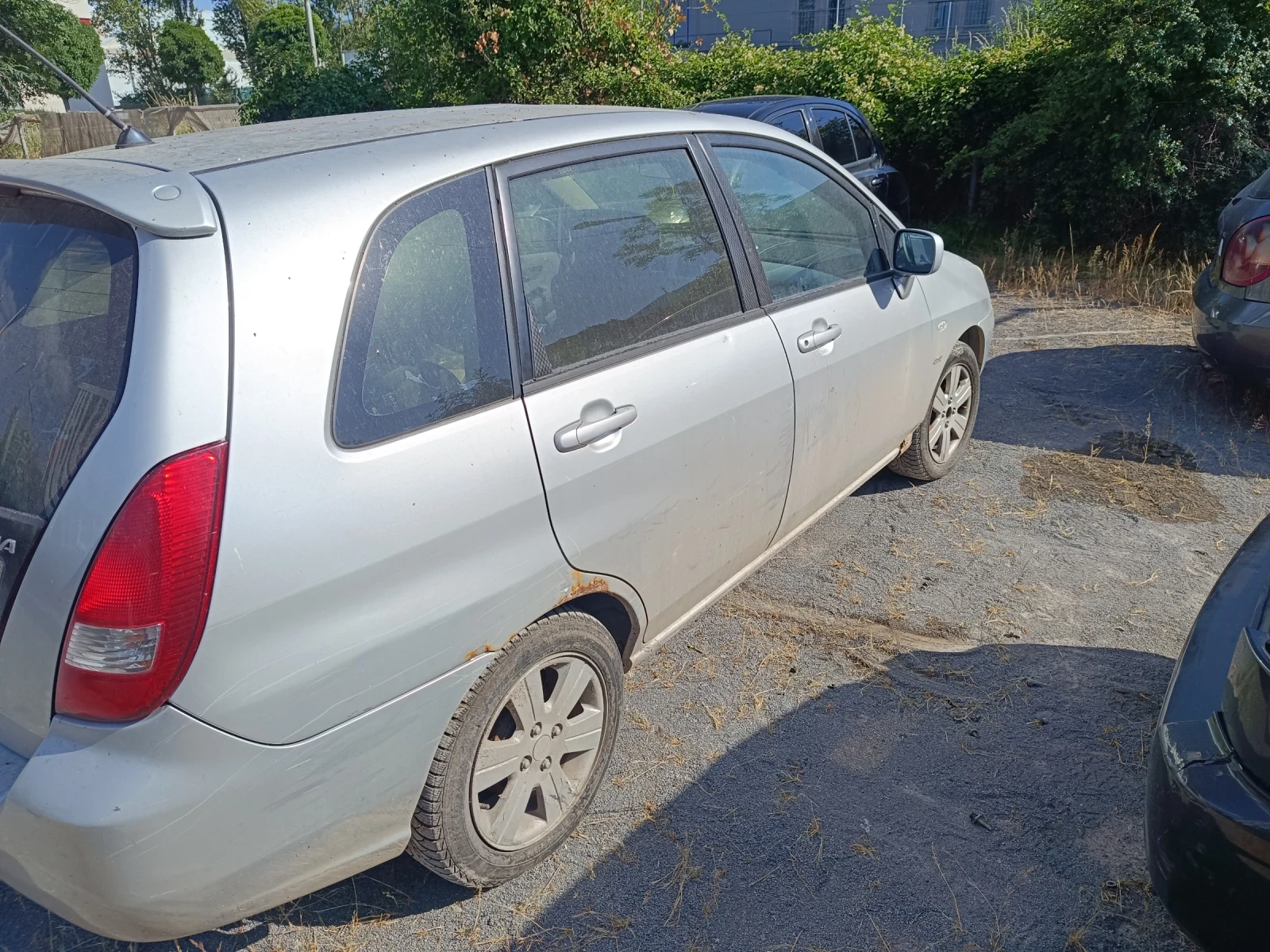 Suzuki Liana 1.6 на Части - изображение 3
