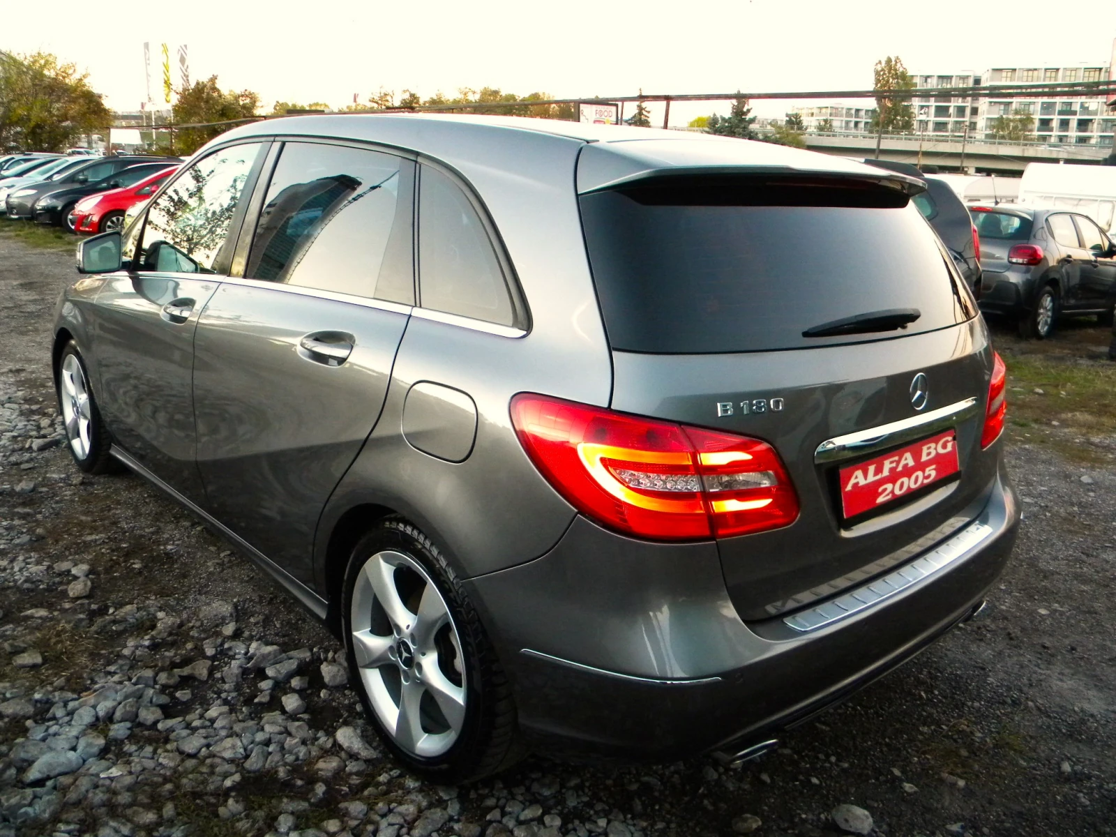 Mercedes-Benz B 180 180000km* NAVI-- * EURO5B | Mobile.bg   6